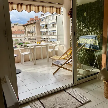 Avec Terrasse Appartamento